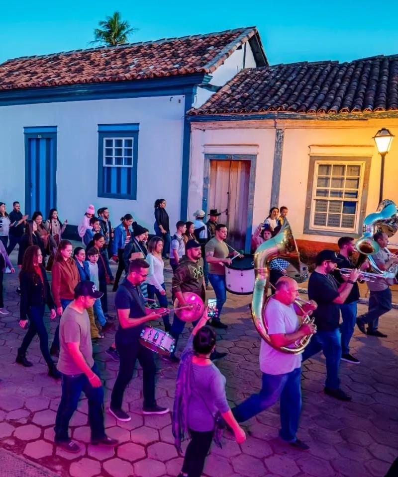 3ª Alvorada com a Banda Phoenix  na Festa do Divino de Pirenópolis.